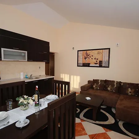 Stepic Τρογκίρ